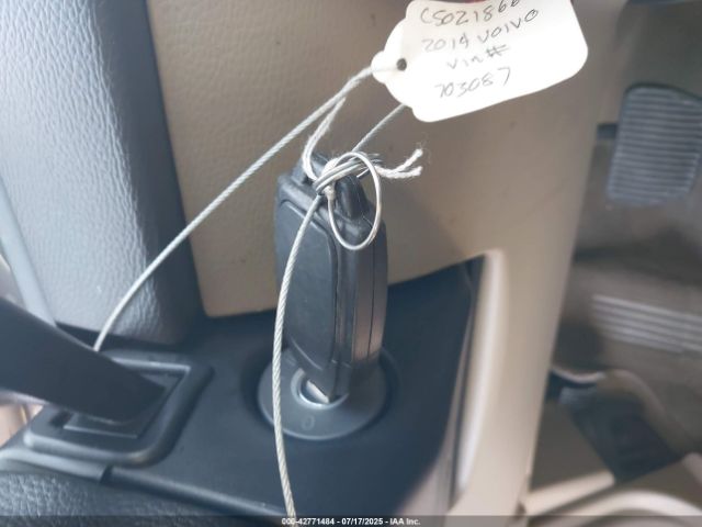 2014 VOLVO XC90 YV4952CY6E1703087 Photo 10