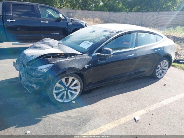 2018 TESLA MODEL 3 5YJ3E1EAXJF176451 Photo 1