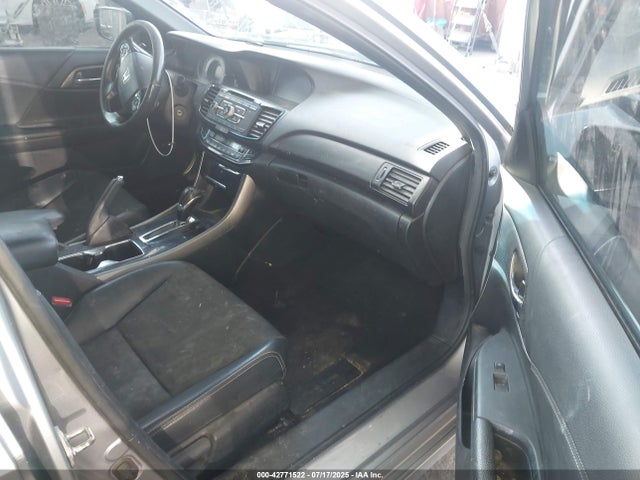 1HGCR2F58GA221577 Honda k24w1