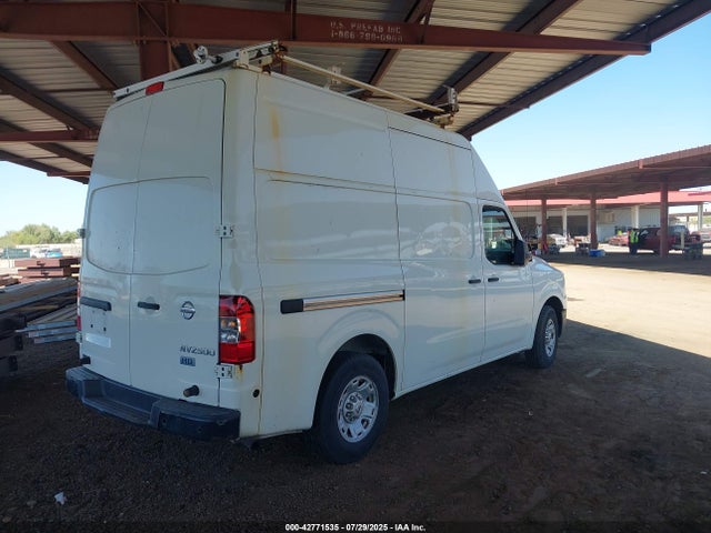 Nissan NV 2014 1N6BF0LY1EN102455 Image 4