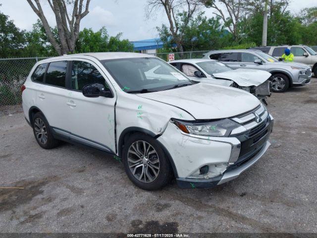 2017 MITSUBISHI OUTLANDER JA4AD2A32HZ016182 Photo 0