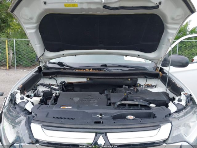 2017 MITSUBISHI OUTLANDER JA4AD2A32HZ016182 Photo 9