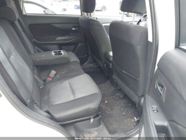 2017 MITSUBISHI OUTLANDER JA4AD2A32HZ016182 Photo 7