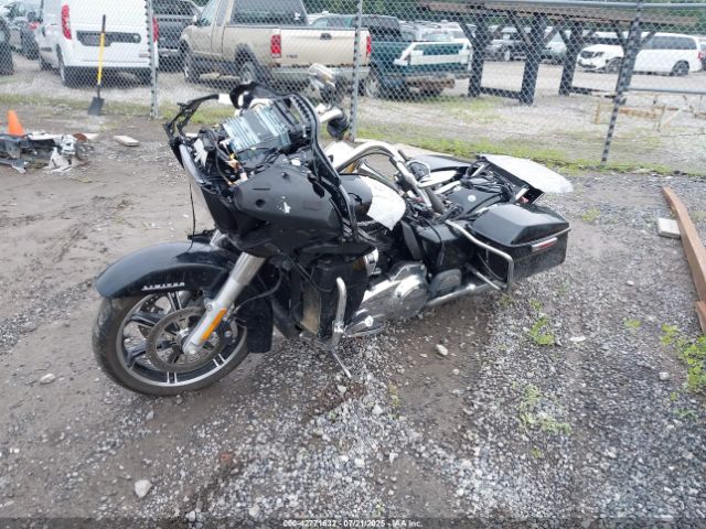 2022 HARLEY-DAVIDSON FLTRK 1HD1KZF10NB630887 Photo 1