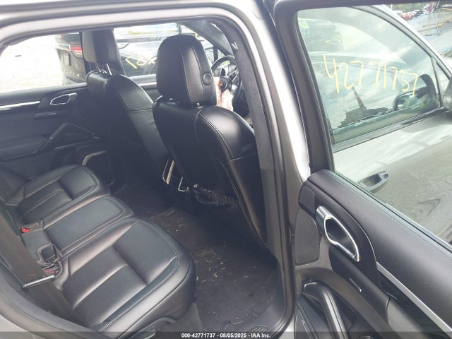42771737 :رقم المزاد ، WP1AD2A27JLA80755 vin ، 2018 Porsche Cayenne Gts مزاد بيع