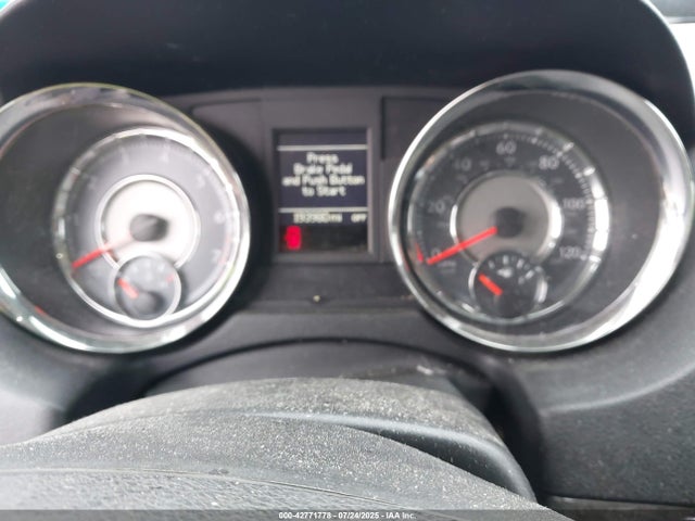 Chrysler Town and Country 2014 2C4RC1CG9ER367781 Image 7