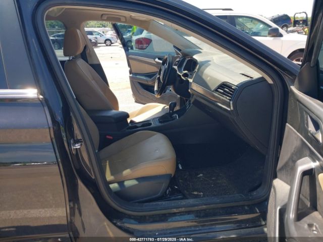 2019 VOLKSWAGEN JETTA 3VWE57BU7KM059785 Photo 4