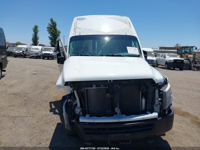 1N6AF0LY7HN805400 Nissan NV