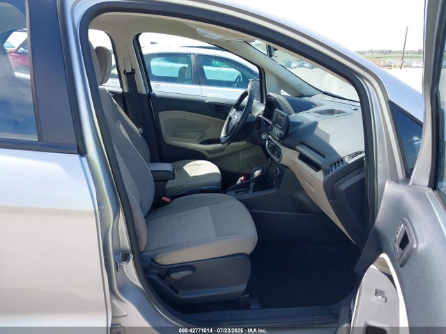 MAJ6P1SL3JC235923 Ford 2018