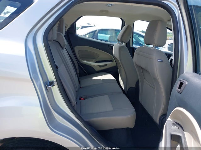 MAJ6P1SL3JC235923 Ford 2018
