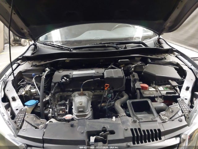 Honda Accord 2015 1HGCR2F56FA083634 Image 22