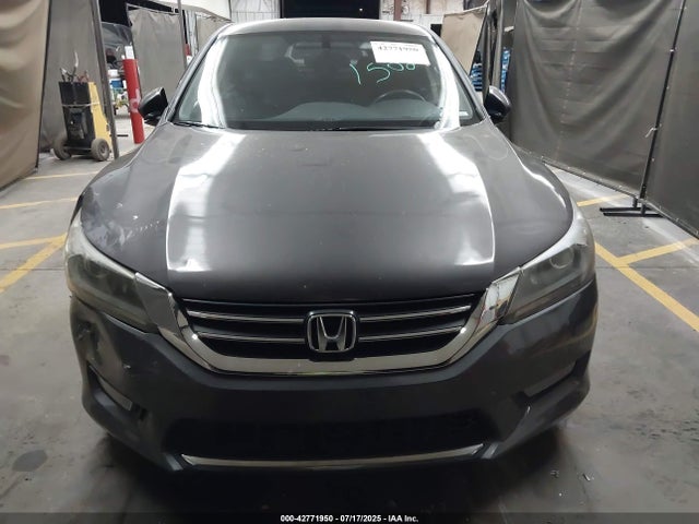 Honda Accord 2015 1HGCR2F56FA083634 Image 24