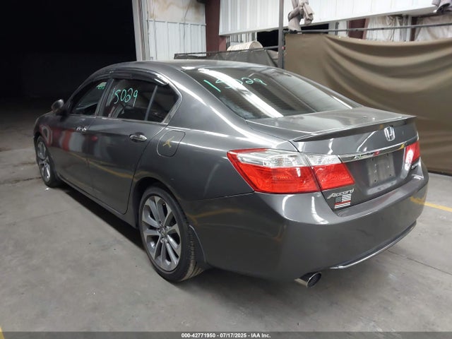 Honda Accord 2015 1HGCR2F56FA083634 Image 15