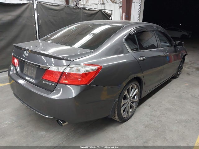 Honda Accord 2015 1HGCR2F56FA083634 Image 16