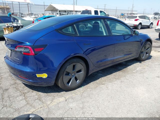2022 TESLA MODEL 3 5YJ3E1EB5NF136311 Photo 3