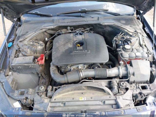 2017 JAGUAR XE SAJAR4BG1HA974735 Photo 9