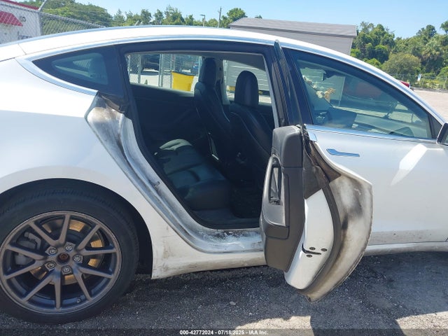 2020 TESLA MODEL 3 5YJ3E1EA7LF612661 Photo 7
