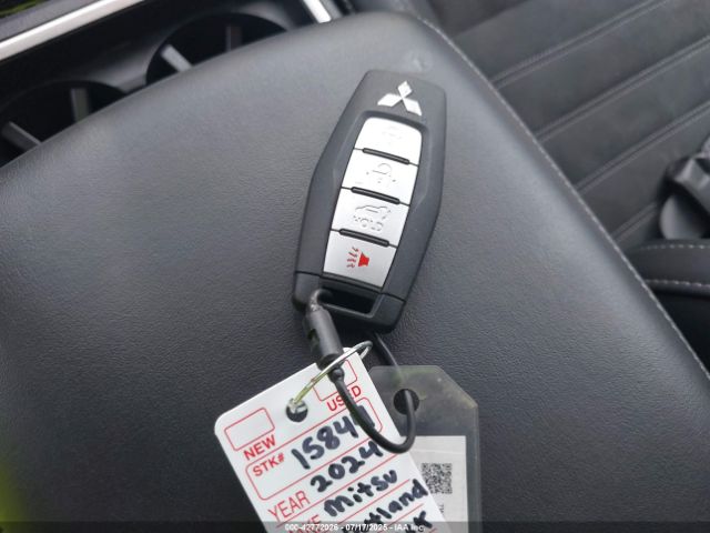 2024 MITSUBISHI OUTLANDER JA4J4VA81RZ052055 Photo 10