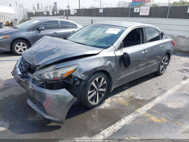 1N4AL3AP3HN333015 Nissan 2017