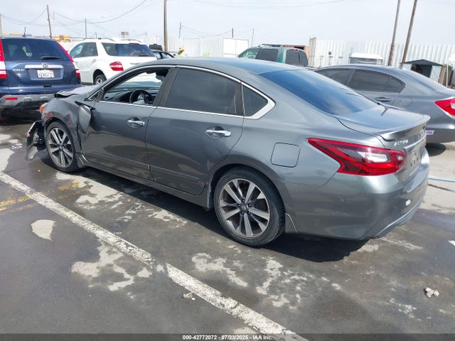 1N4AL3AP3HN333015 Nissan 2017