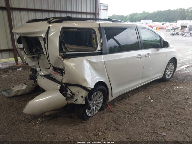 Toyota 2gr-fks 2017 5TDYZ3DC3HS852320 Image 4