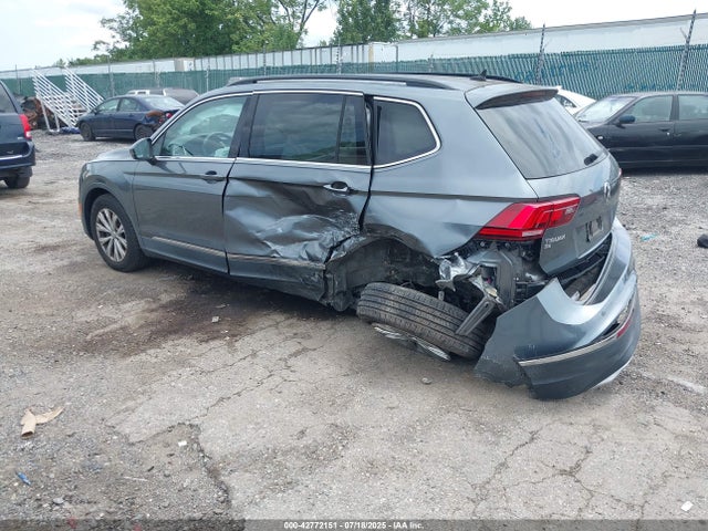 Volkswagen Tiguan 2018 3VV3B7AX3JM049284 Image 3