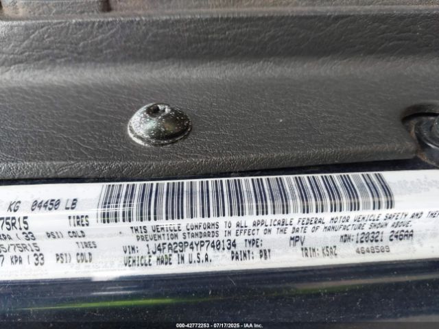2000 JEEP WRANGLER 1J4FA29P4YP740134 Photo 8