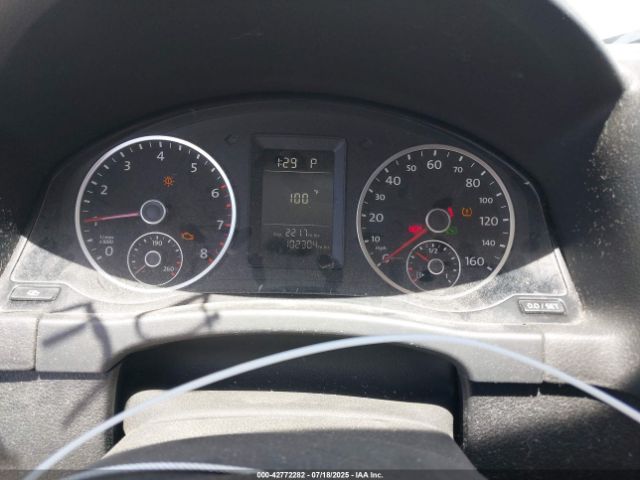 2011 VOLKSWAGEN TIGUAN WVGBV7AX0BW527370 Photo 6