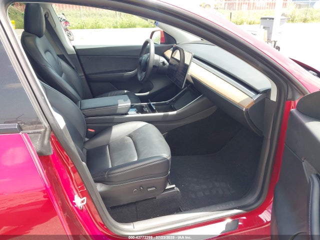 2021 TESLA MODEL Y 5YJYGDEE9MF112541 Photo 4