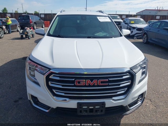 3GKALVEV6NL153056 GMC lyx