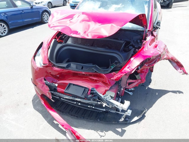 2025 TESLA MODEL Y 7SAYGDEF4SF256992 Photo 5