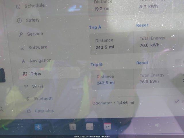 2025 TESLA MODEL Y 7SAYGDEF4SF256992 Photo 6