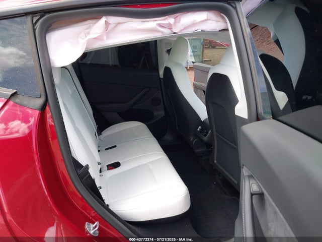 2025 TESLA MODEL Y 7SAYGDEF4SF256992 Photo 7