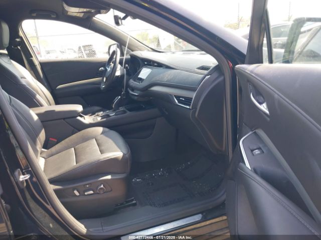 2022 CADILLAC XT4 1GYFZCR42NF111395 Photo 4