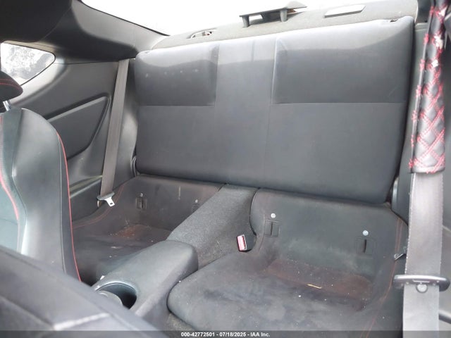 JF1ZNAA1XE8705831 Scion scion fr-s