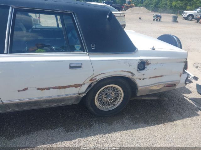 1988 LINCOLN TOWN CAR 1LNBM82F6JY657266 Photo 5