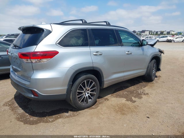 5TDKZRFH6JS533565 Toyota 2gr-fks