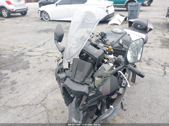 JYARM38Y0RA002731 Yamaha Yzf690