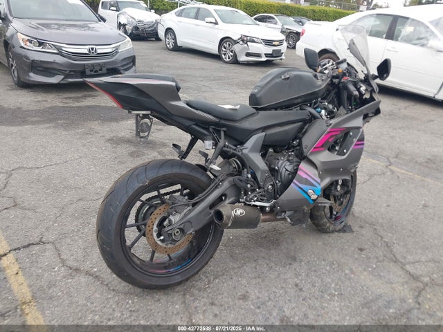 JYARM38Y0RA002731 Yamaha Yzf690