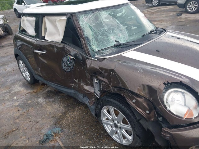 2011 MINI COOPER S WMWSV3C57BTY15457 Photo 5
