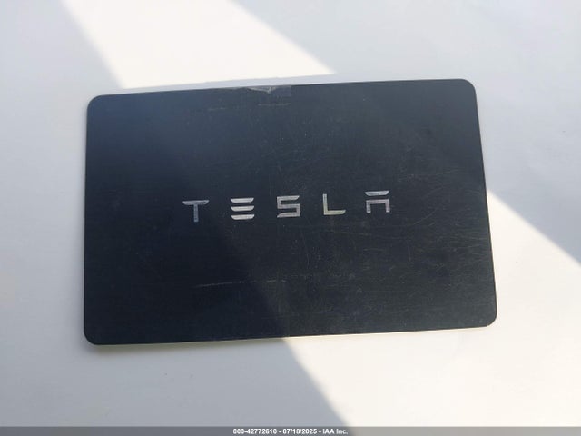 2023 TESLA MODEL Y 7SAYGDEE8PF887386 Photo 10