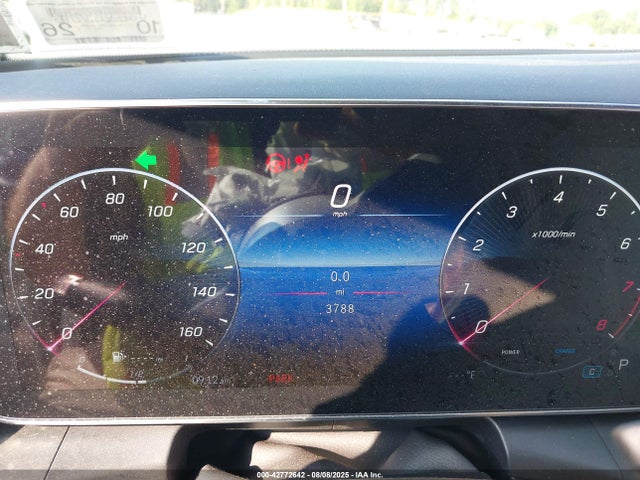 W1NKM4HB0RF101181 Mercedes-Benz m254