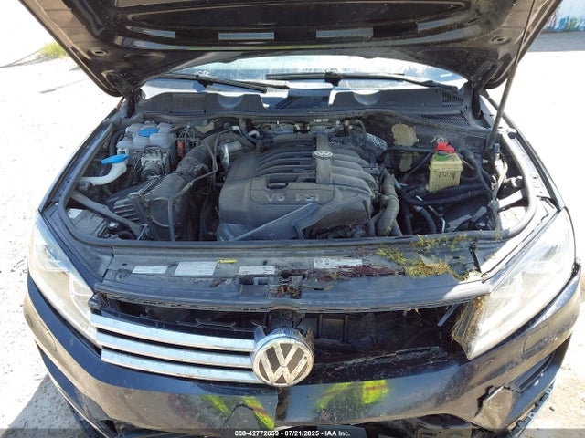 WVGEF9BP6GD011893 Volkswagen Touareg