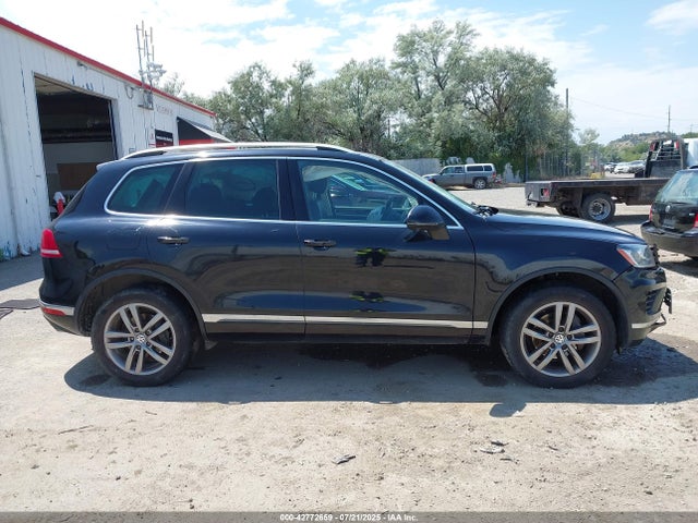 WVGEF9BP6GD011893 Volkswagen Touareg