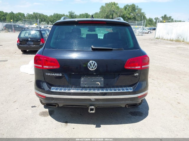WVGEF9BP6GD011893 Volkswagen Touareg