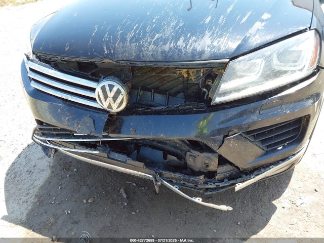 WVGEF9BP6GD011893 Volkswagen Touareg