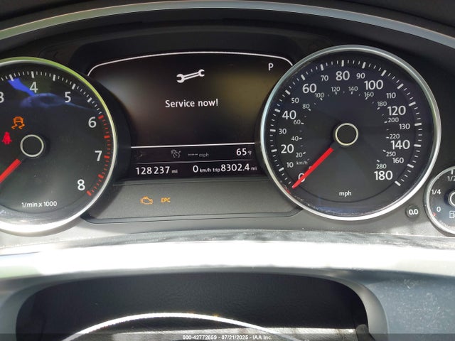 WVGEF9BP6GD011893 Volkswagen Touareg