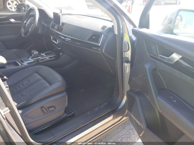 2018 AUDI Q5 WA1BNAFY0J2227749 Photo 4