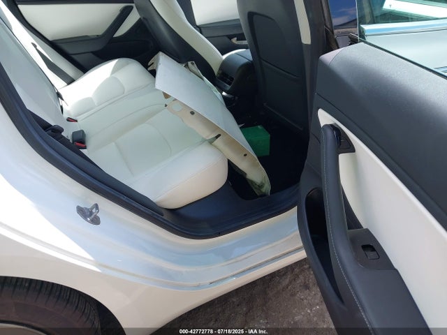 2019 TESLA MODEL 3 5YJ3E1EB1KF421549 Photo 7