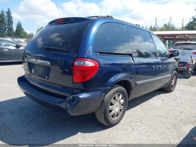 2006 CHRYSLER TOWN & COUNTRY 1A4GP45R36B746670 Photo 3